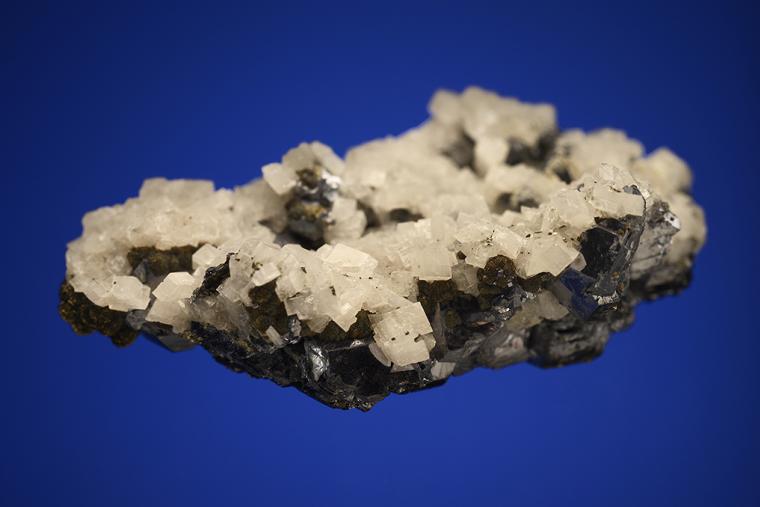 GALENA (SPINEL law twin) with DOLOMITE