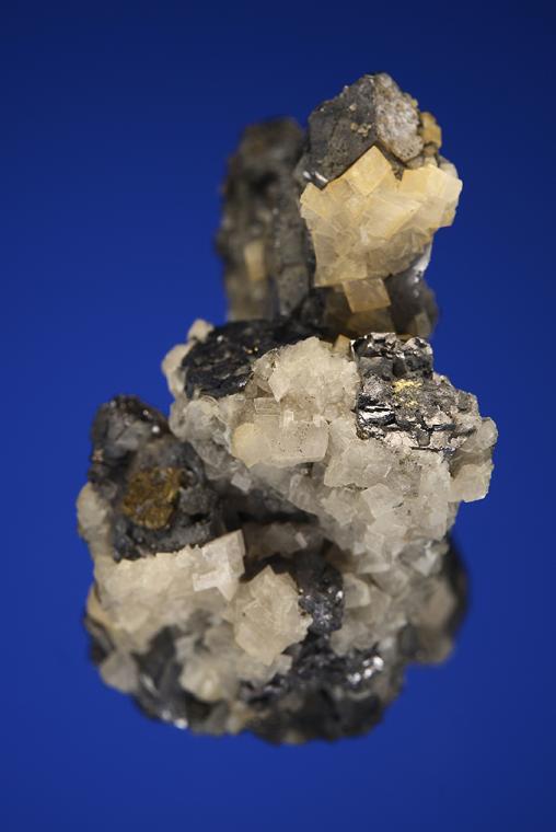 GALENA (SPINEL law twin) with DOLOMITE