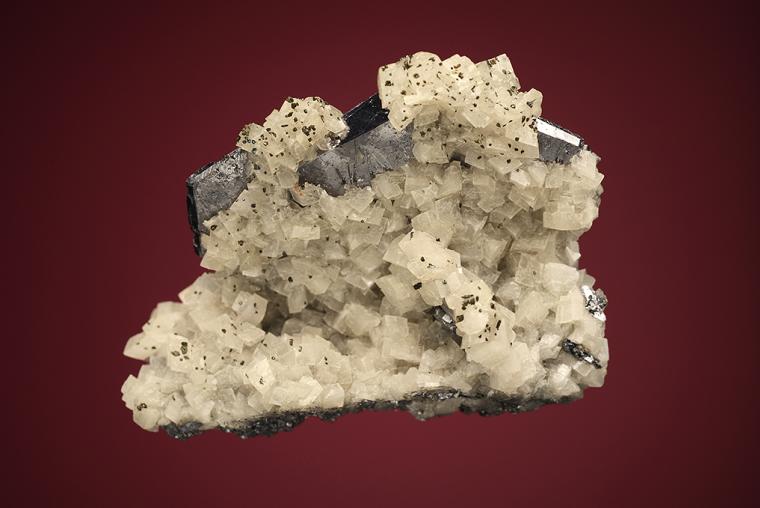 GALENA (SPINEL law twin) with DOLOMITE