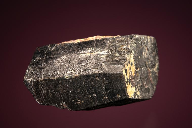 COLUMBITE-(Fe)