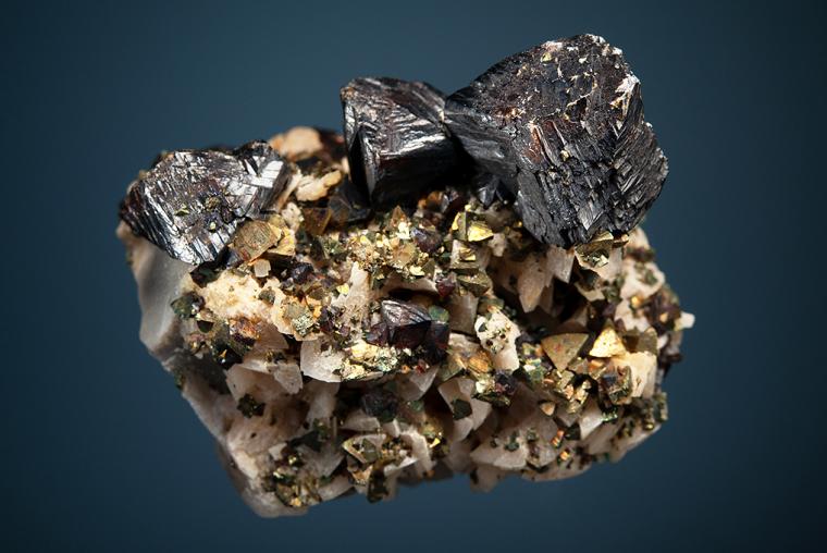 SPHALERITE with CHALCOPYRITE on DOLOMITE