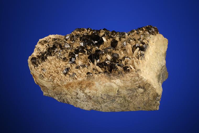ANDRADITE var. Melanite