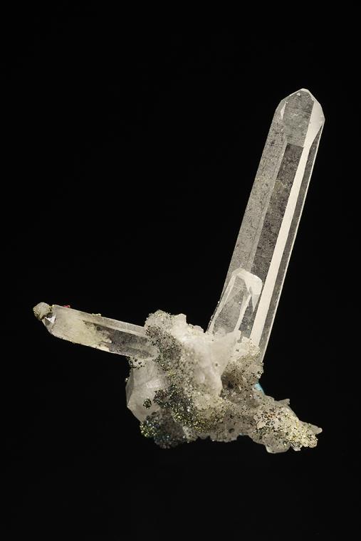 QUARTZ with CHALCOPYRITE, CALCITE and DOLOMITE
