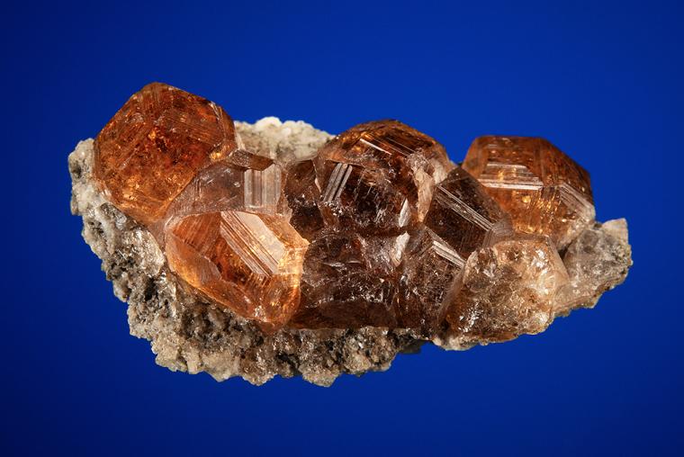 GROSSULAR