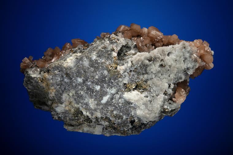 PYROMORPHITE on QUARTZ