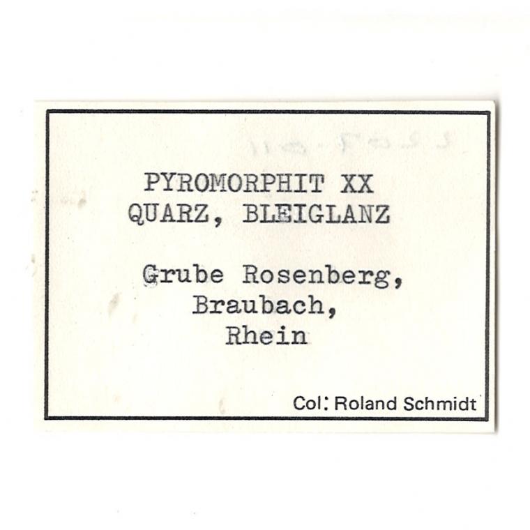 PYROMORPHITE on QUARTZ