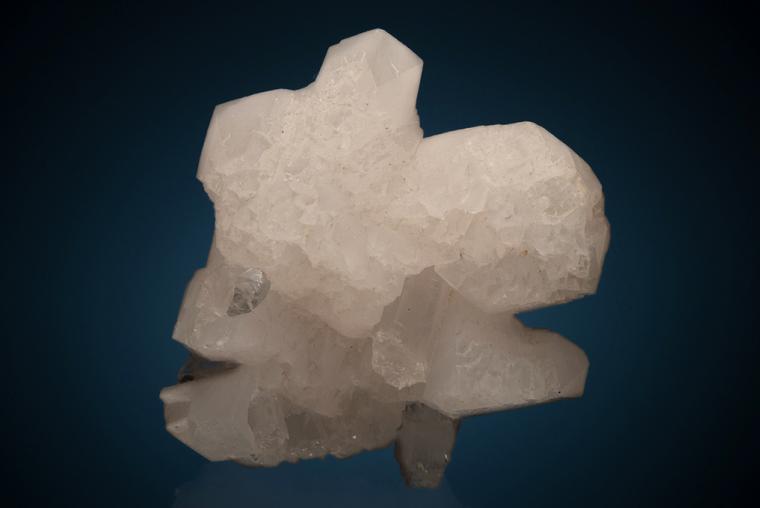 manganoan CALCITE with QUARTZ