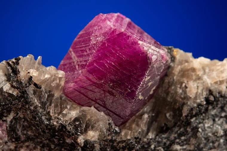 CORUNDUM var. RUBY