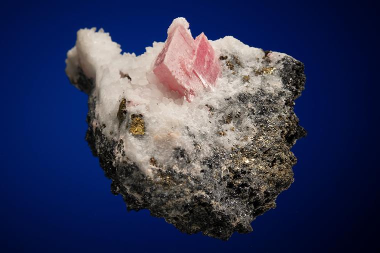 RHODOCHROSITE on QUARTZ