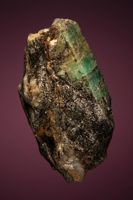 BERYL var. Emerald
