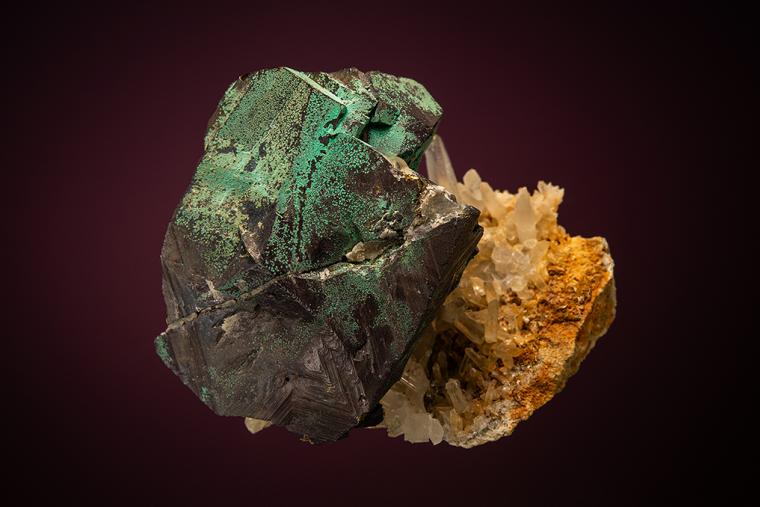 CHALCOPYRITE on QUARTZ