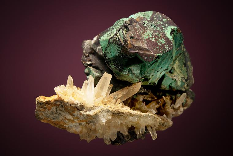 CHALCOPYRITE on QUARTZ