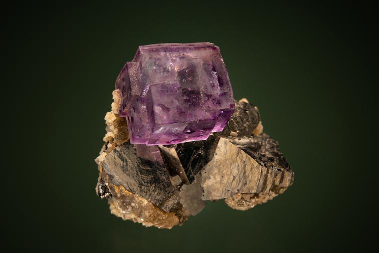 FLUORITE on ARSENOPYRITE