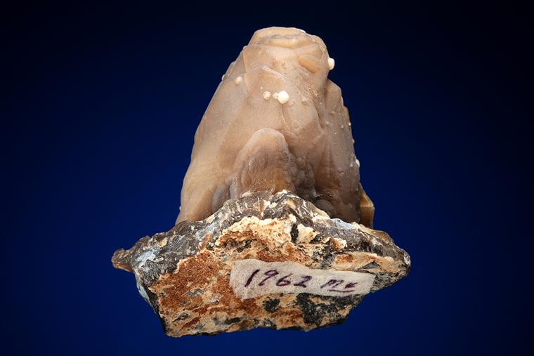 QUARTZ var. Chalcedony after CALCITE