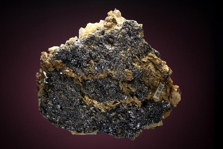 MOLYBDENITE on BERYL var. Aquamarine